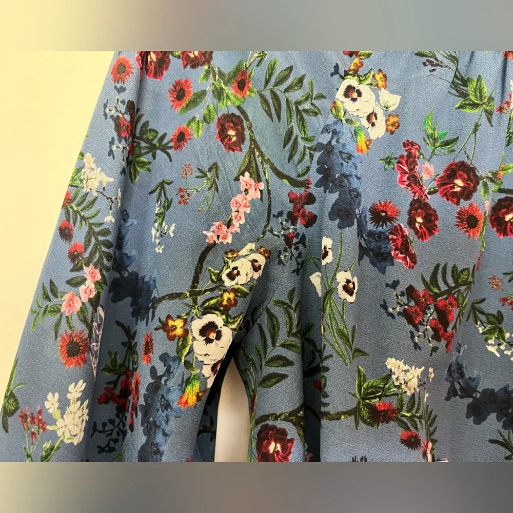 Alice + Olivia off the shoulder flora peasant top - Picture 4 of 4